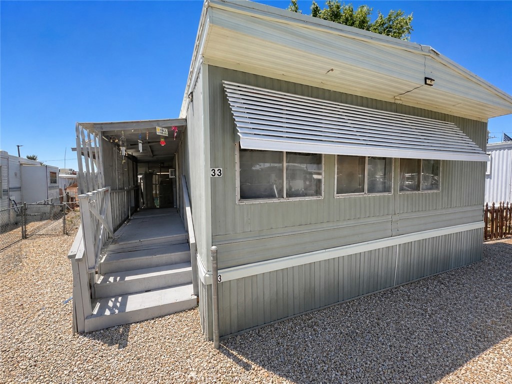 22325 US Highway 18 33