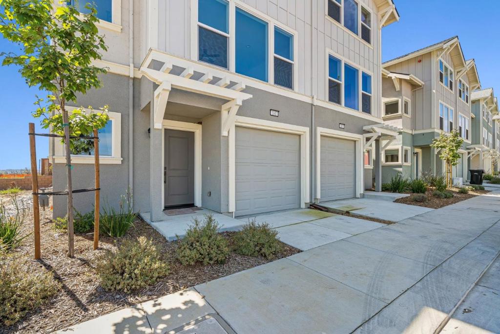 141 Skyline Vista Way