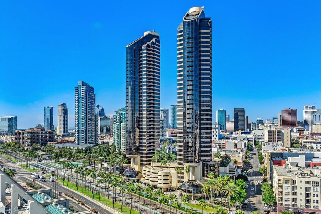 200 Harbor Dr 302