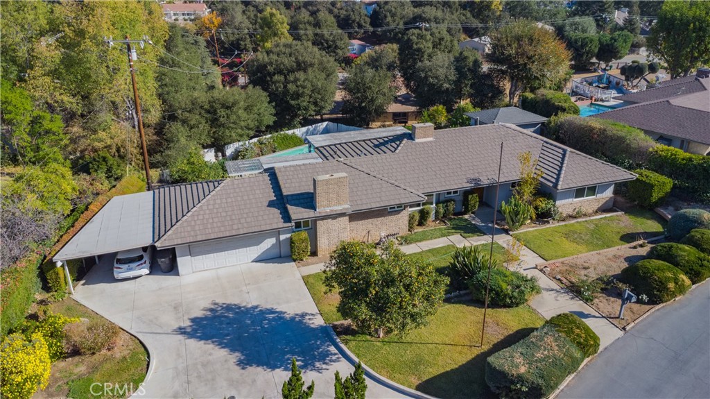 2847 N Monte Verde