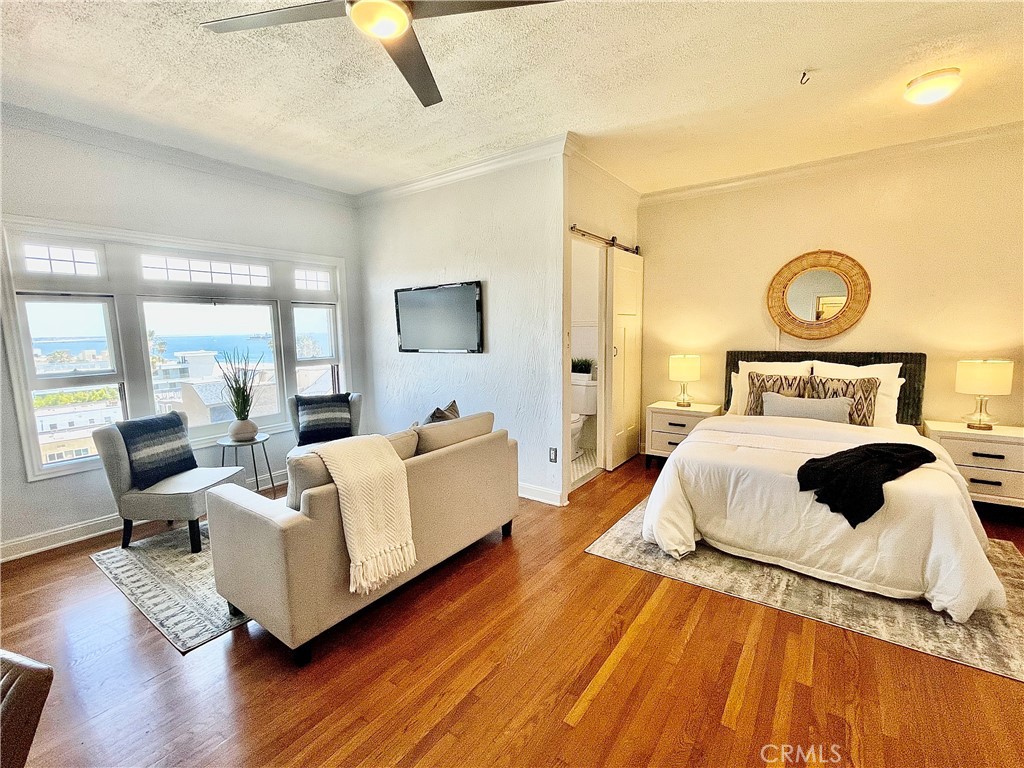 1030 E Ocean 703