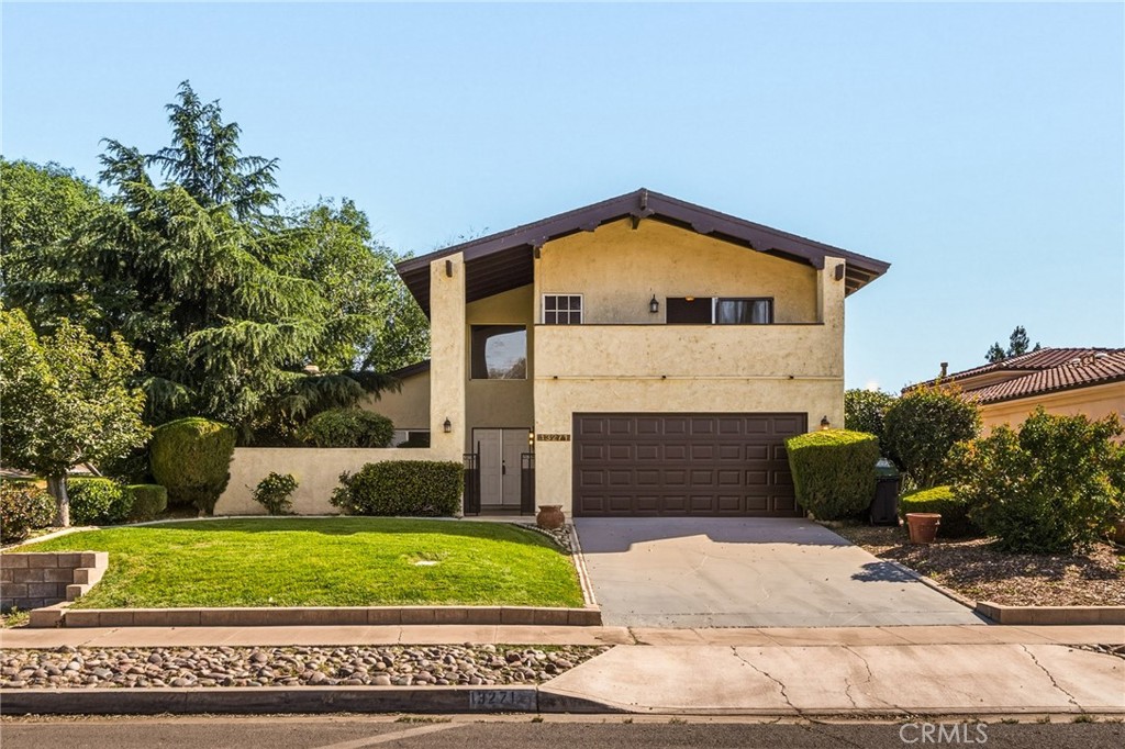 13271 Country Club