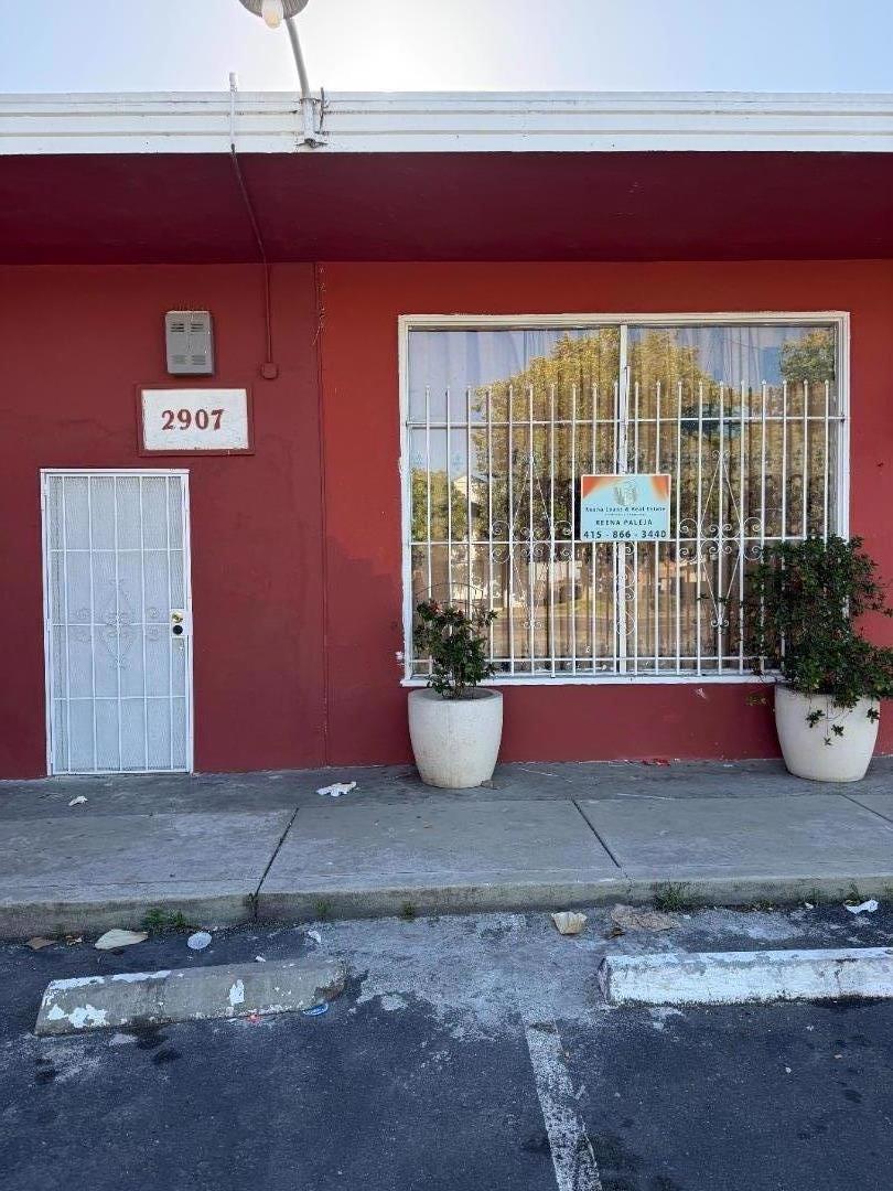 2907 Sonoma Boulevard
