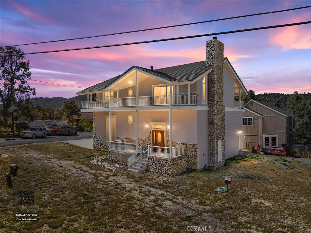 8905 Deer Trail