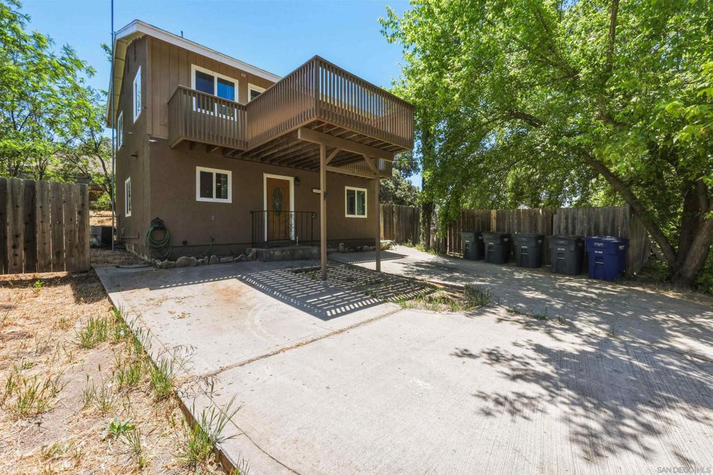 29909 Oak Dr