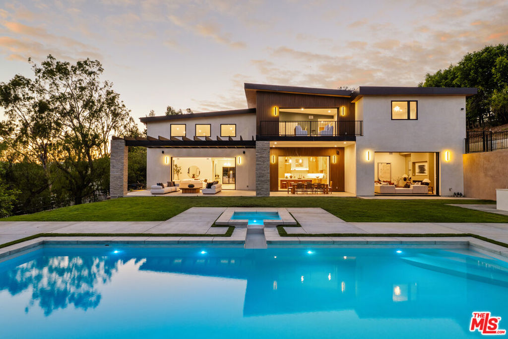 38 Dapplegray Road