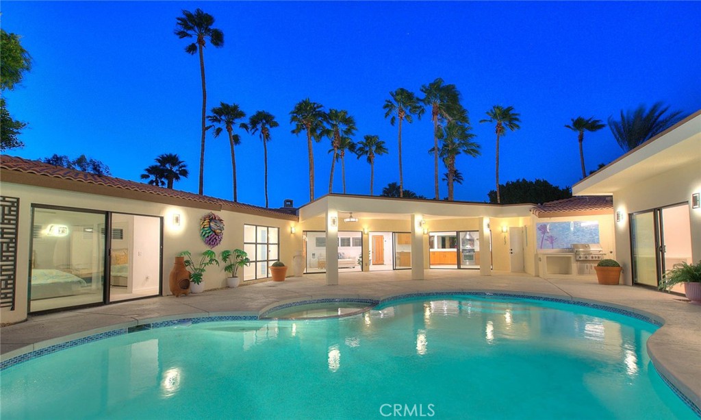 1281 Linda Vista
