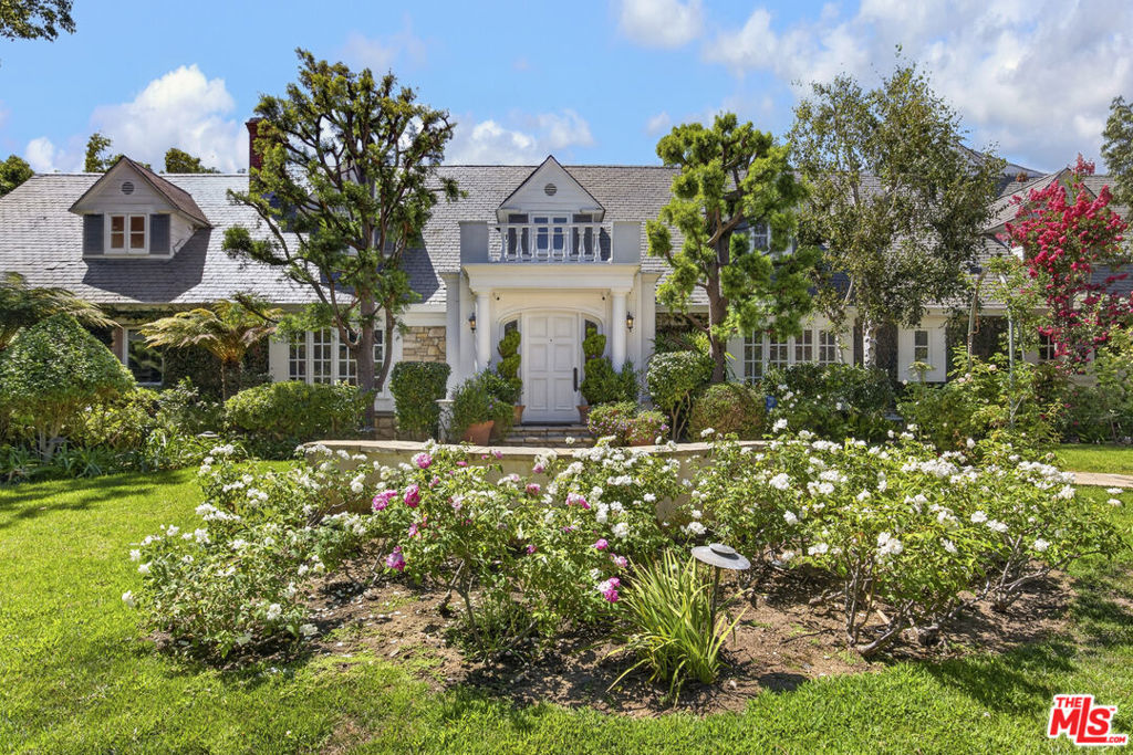 821 N Whittier Drive