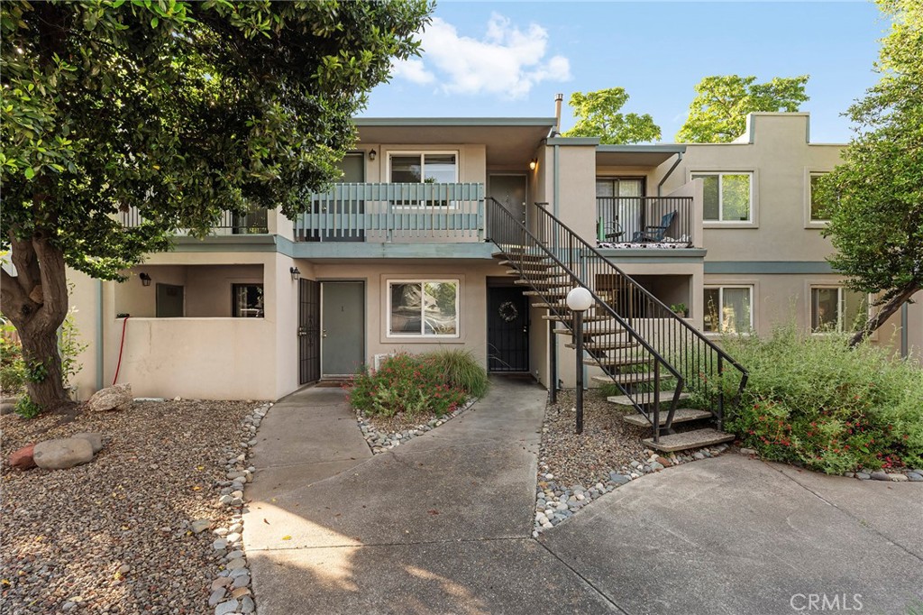 1412 N Cherry 2