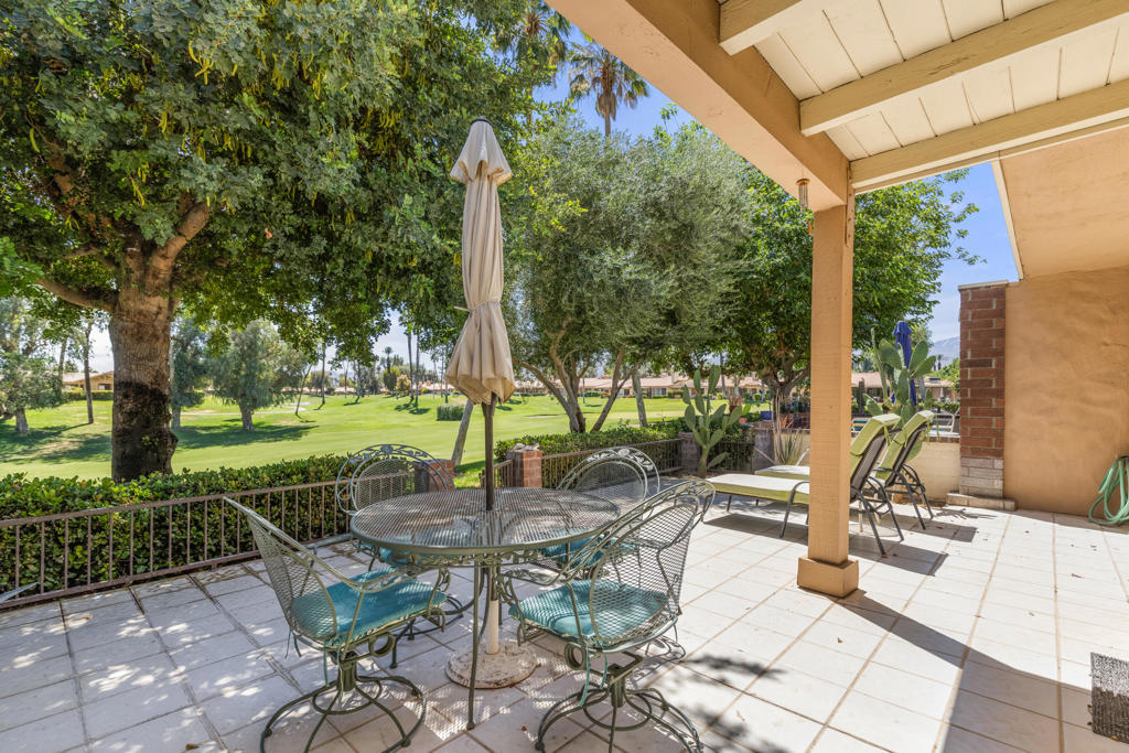 112 Giralda Circle