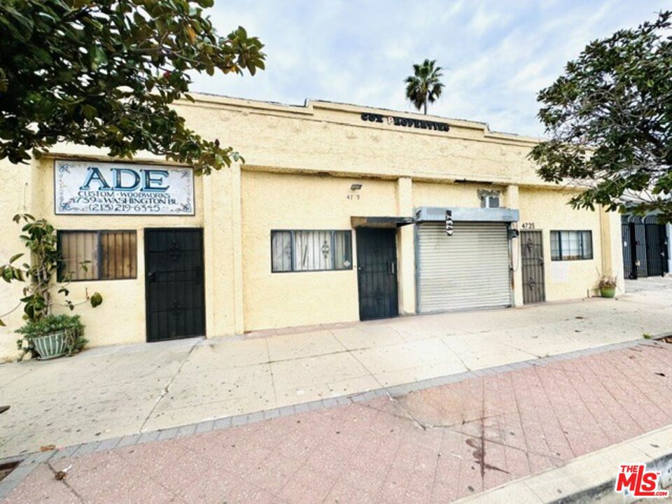 4739 W Washington Boulevard
