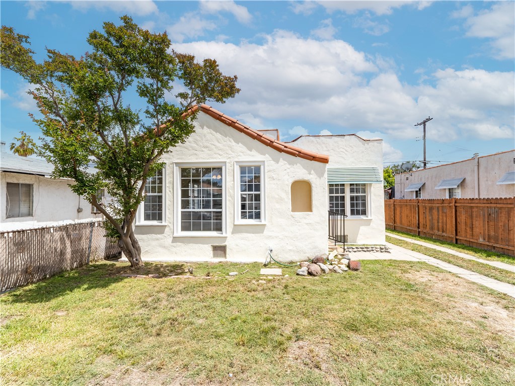 4638 Pine