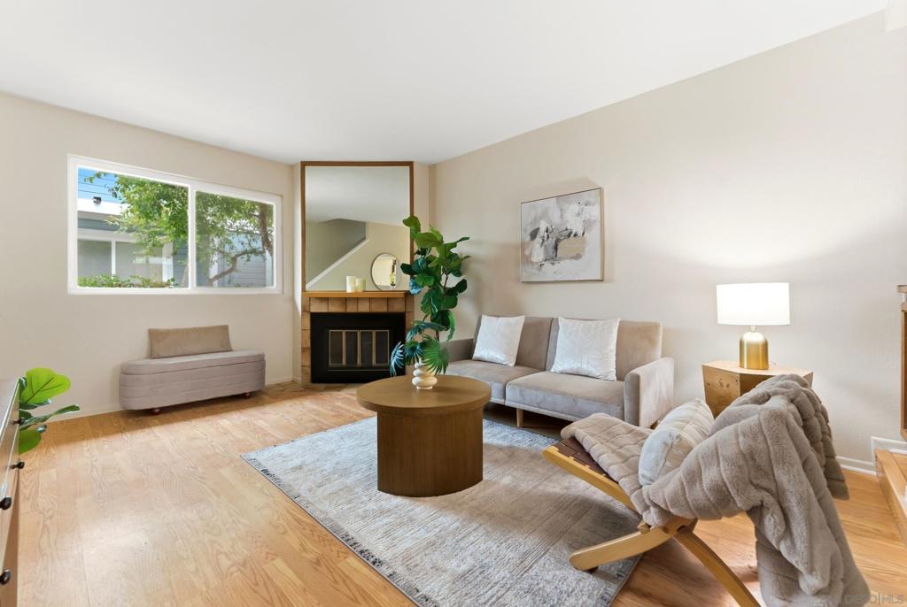 1442 Essex 4