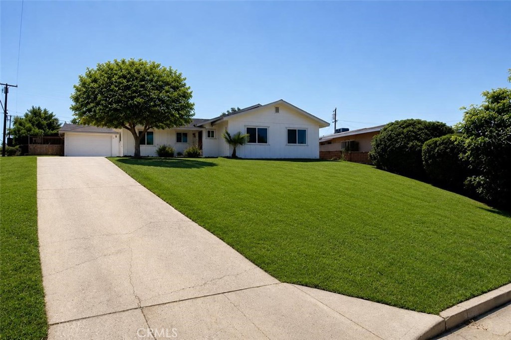 2425 Castle Drive