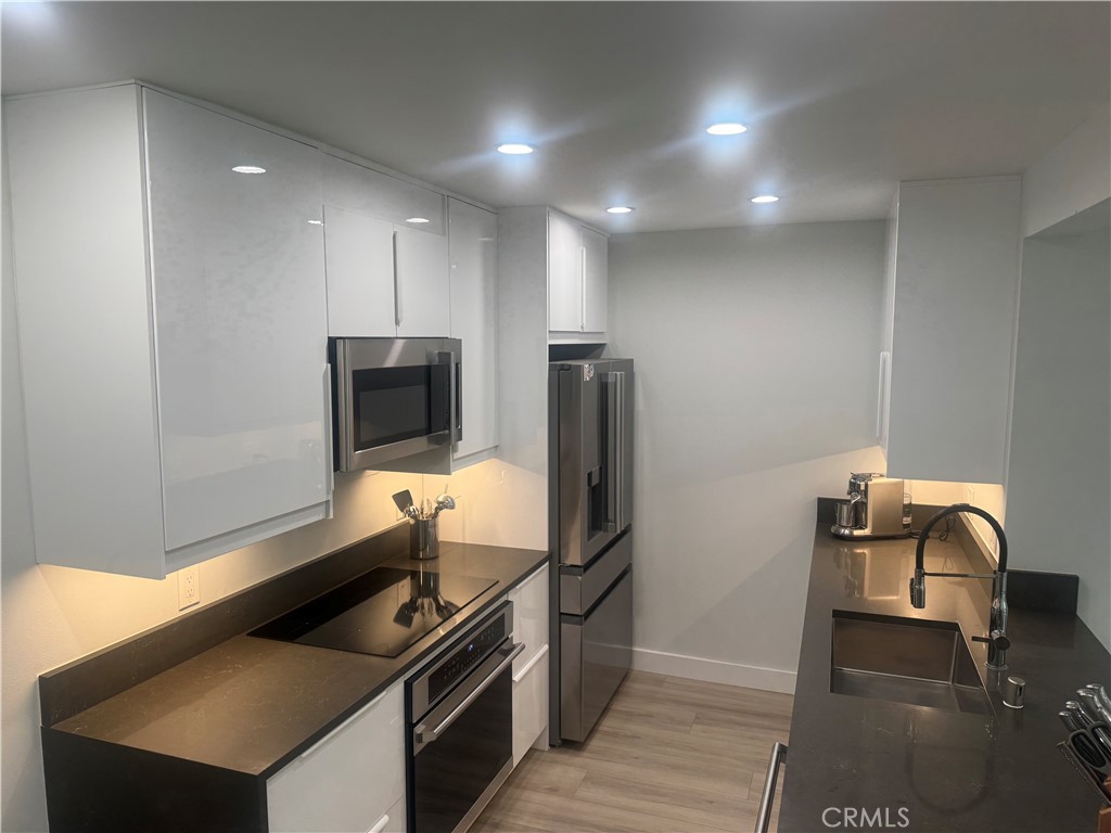 3535 Banbury 121