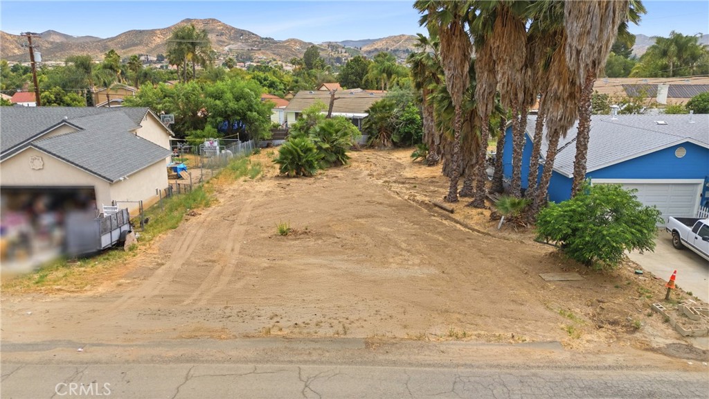 0 Vista Way