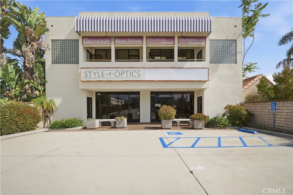 2315 Pacific Coast