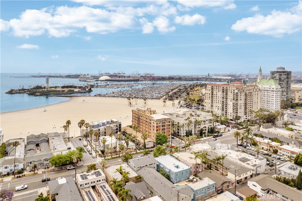 1030 E Ocean Boulevard 502