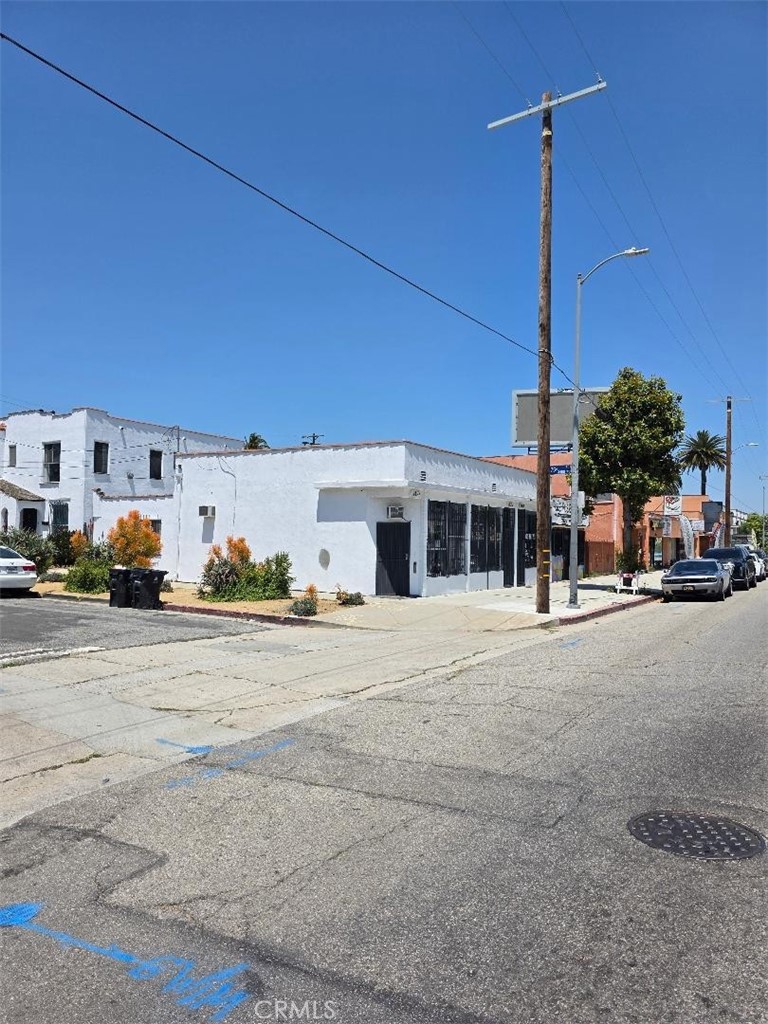 7427 Crenshaw Boulevard