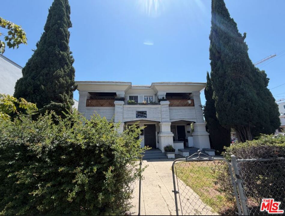 5540 Lexington Avenue