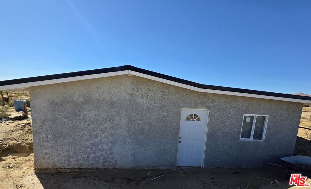 7797 Quartz Road