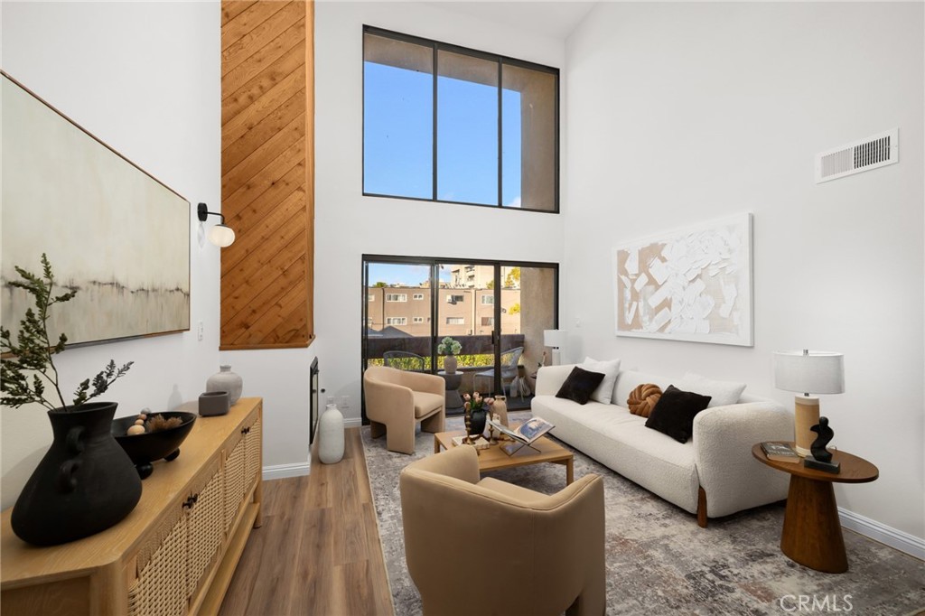 300 S Reno Street 303