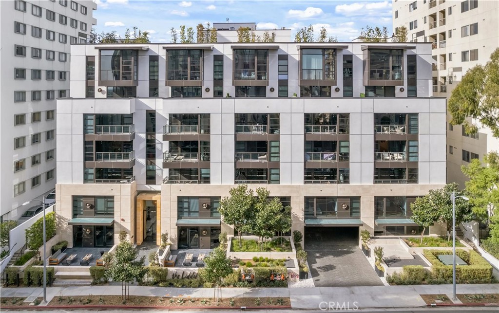 10777 Wilshire 310