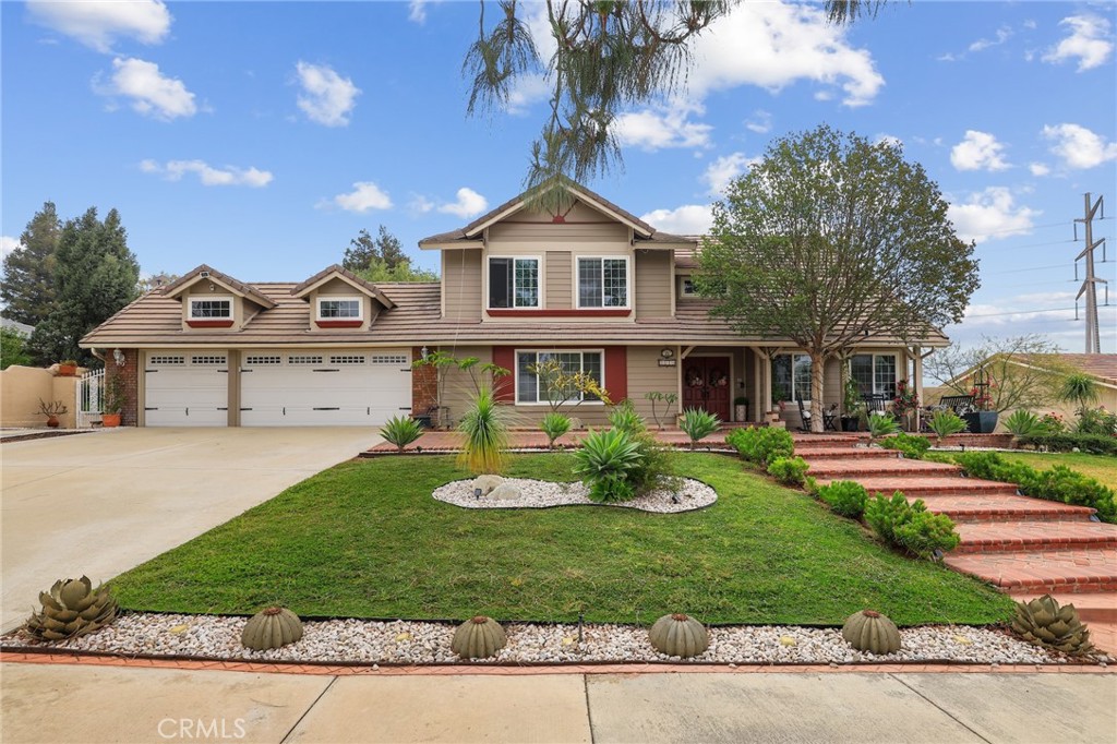 2240 N Campus Avenue