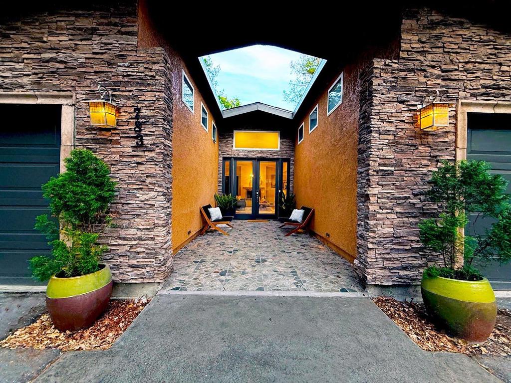 783 Moraga Road