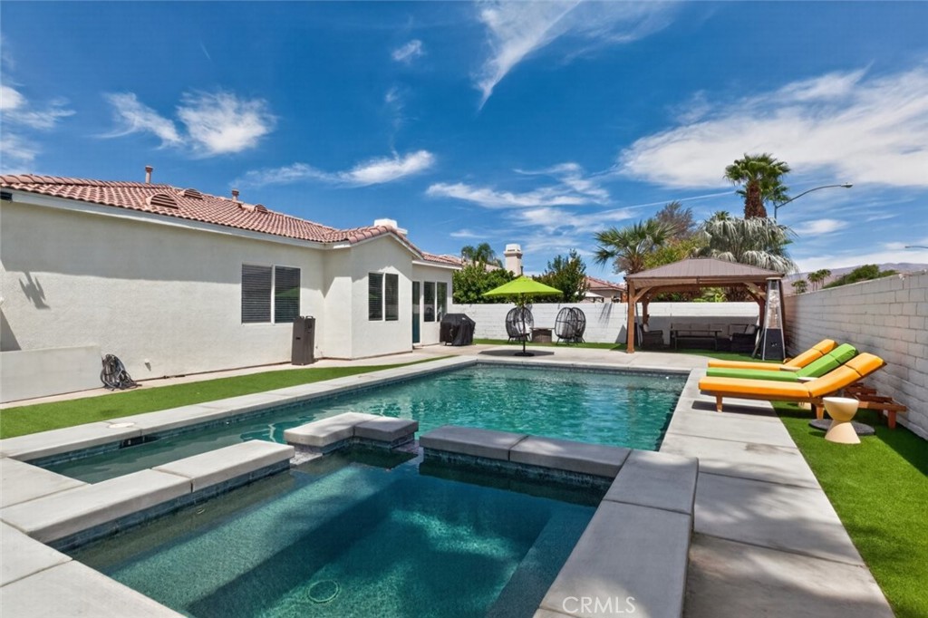 43452 Freesia Place