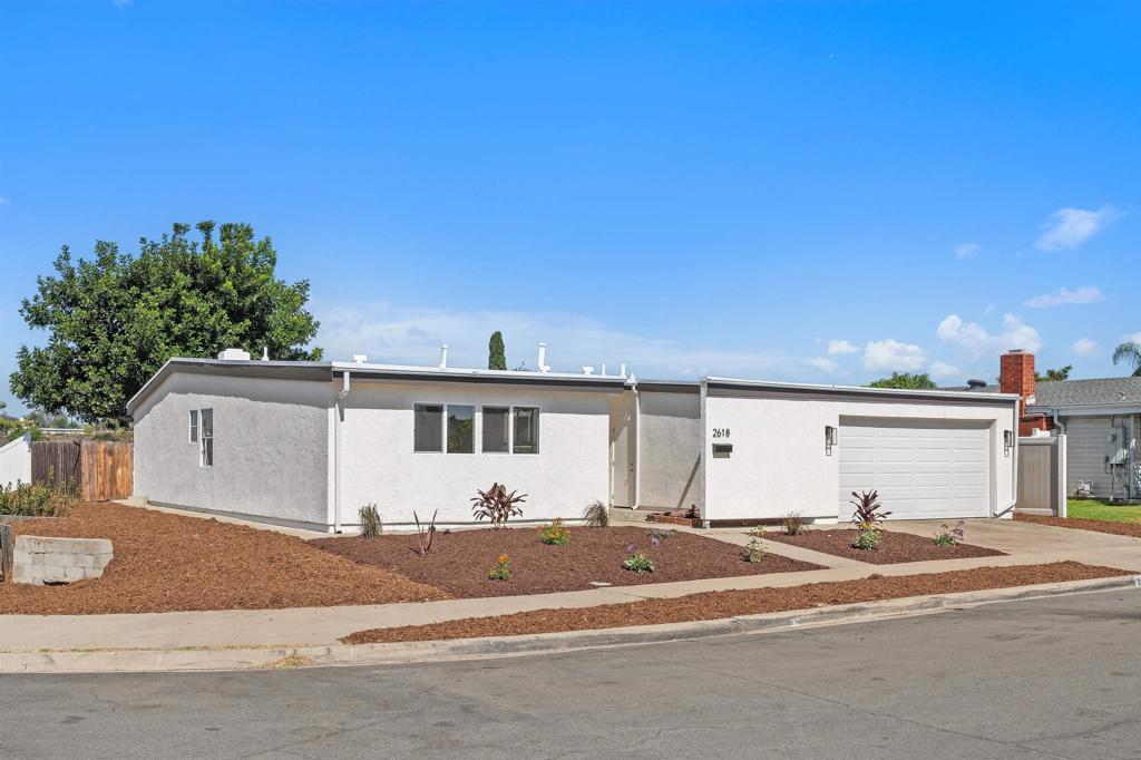 2618 Larkin Pl.