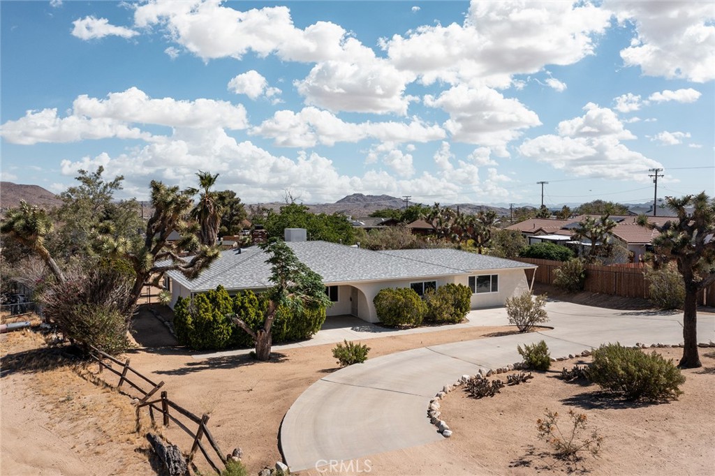 58390 Delano Trail
