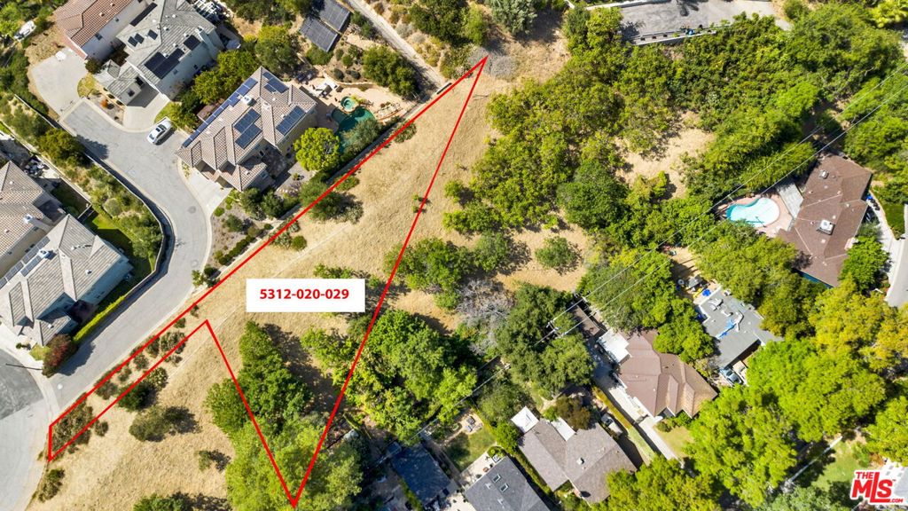 1 Oak Hill Ave