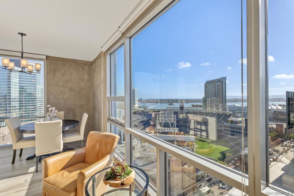 321 10th Ave 2108