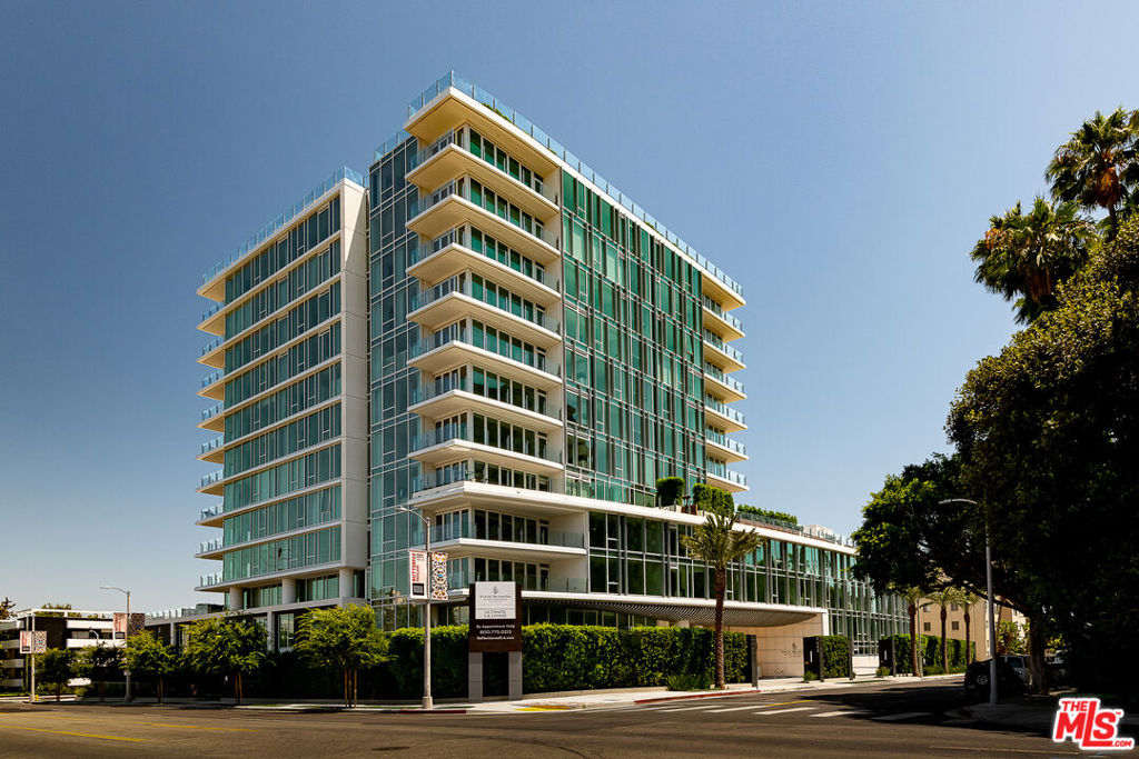 9000 W 3rd Street 208