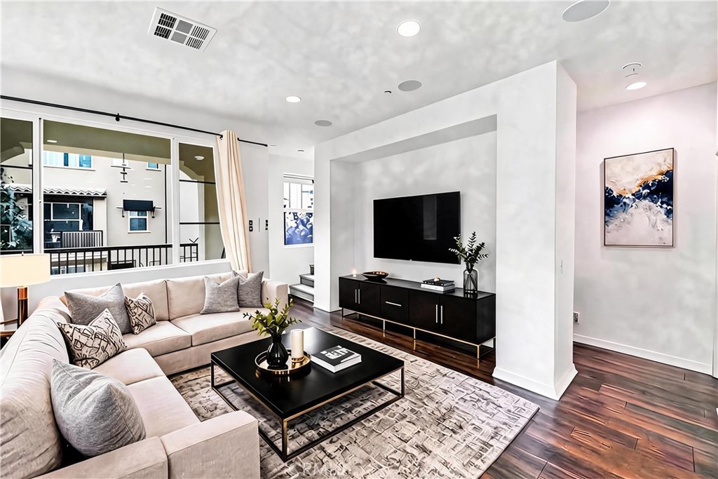 809 N Dalton 104