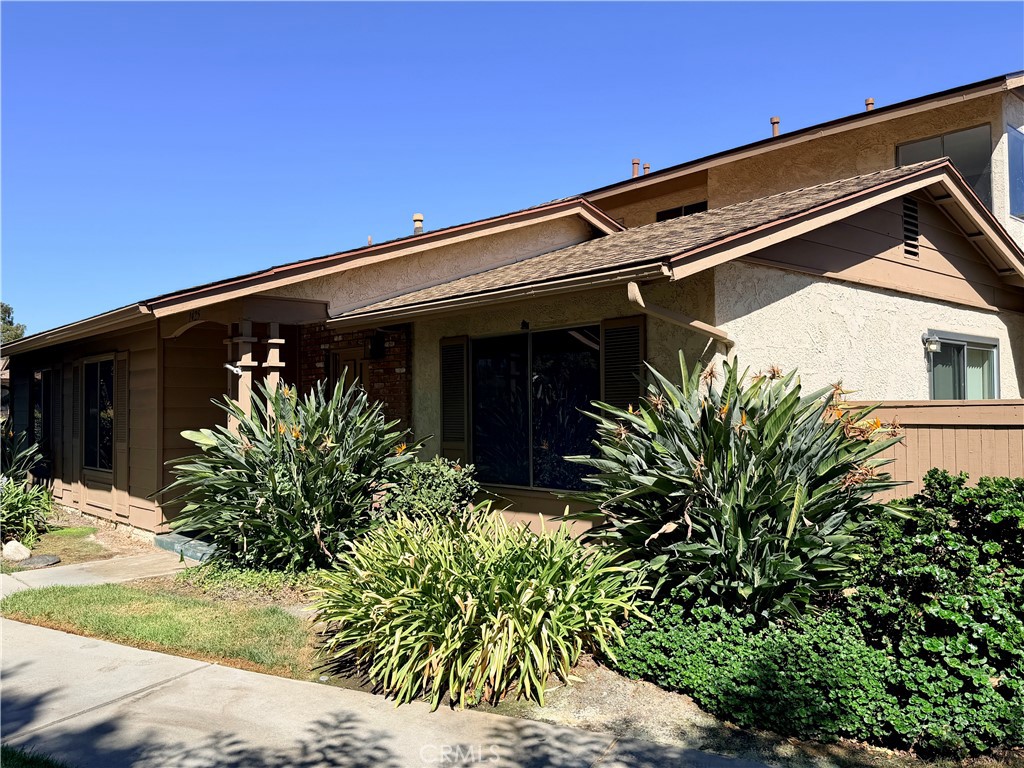1425 Forest Glen 158
