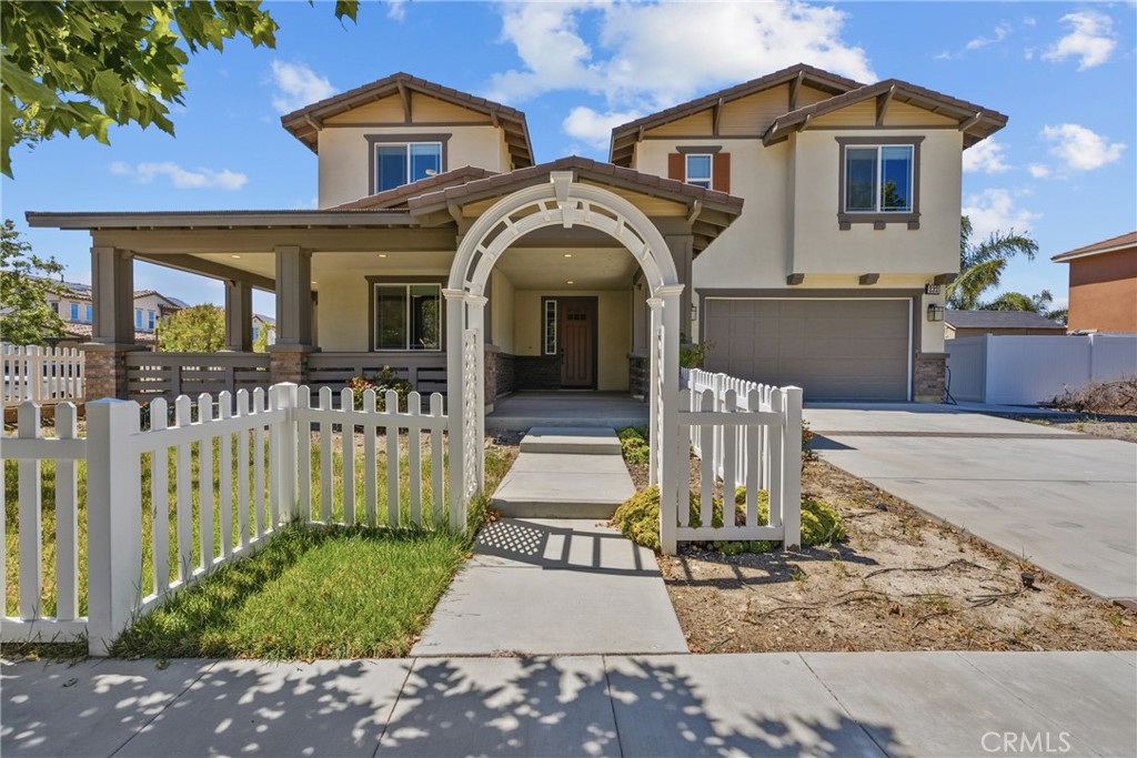232 River Str