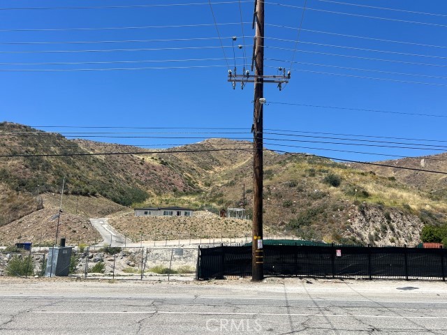 17559 Sierra Highway