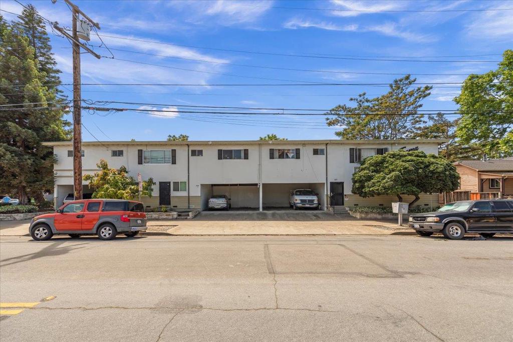 121 N 8th Street