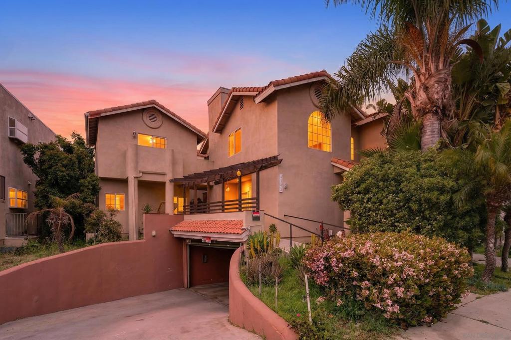 4930 W Point Loma Blvd