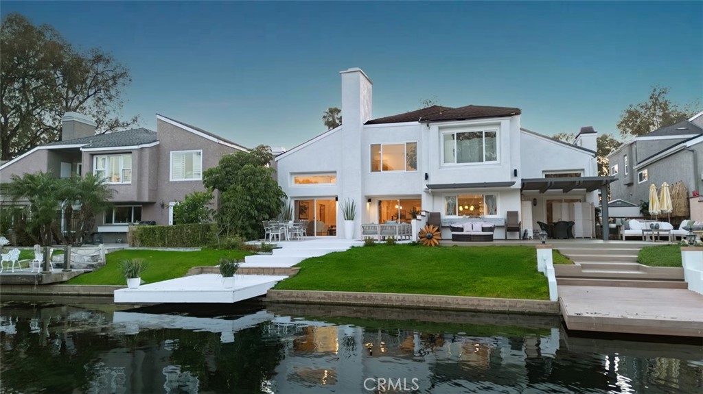 22526 Lake Forest Lane