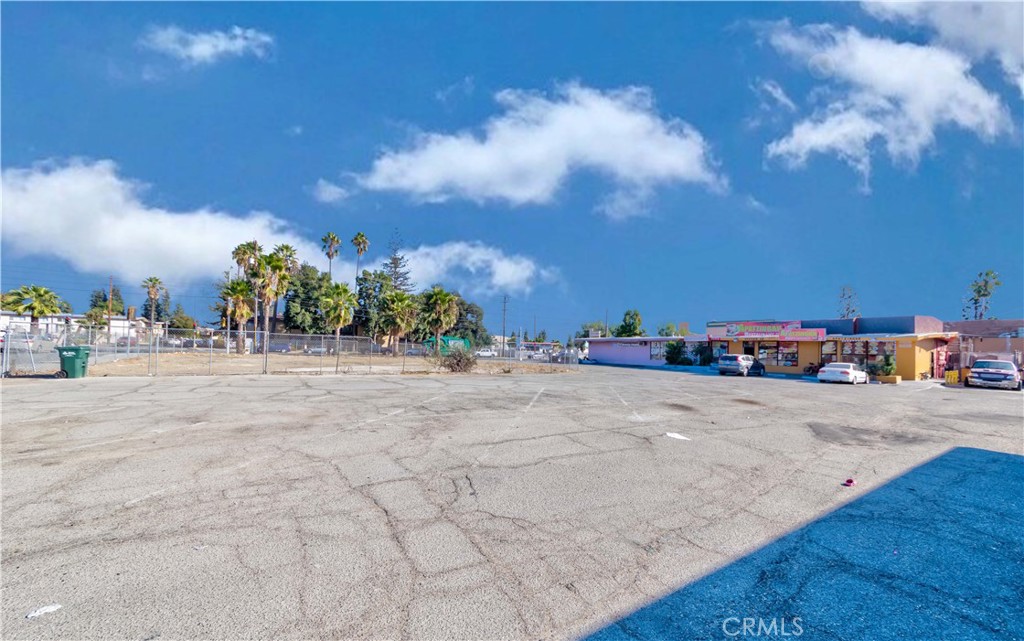 777 Indian Hill Boulevard