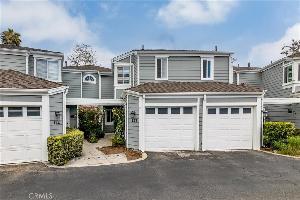 121 Santa Rosa Ct.