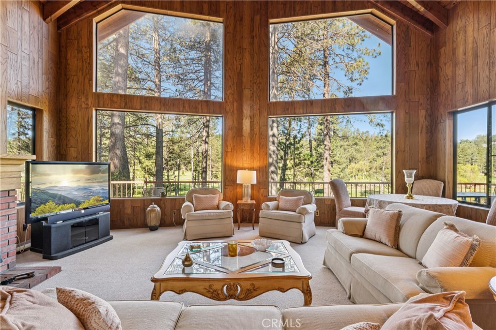 524 Golf Course Road