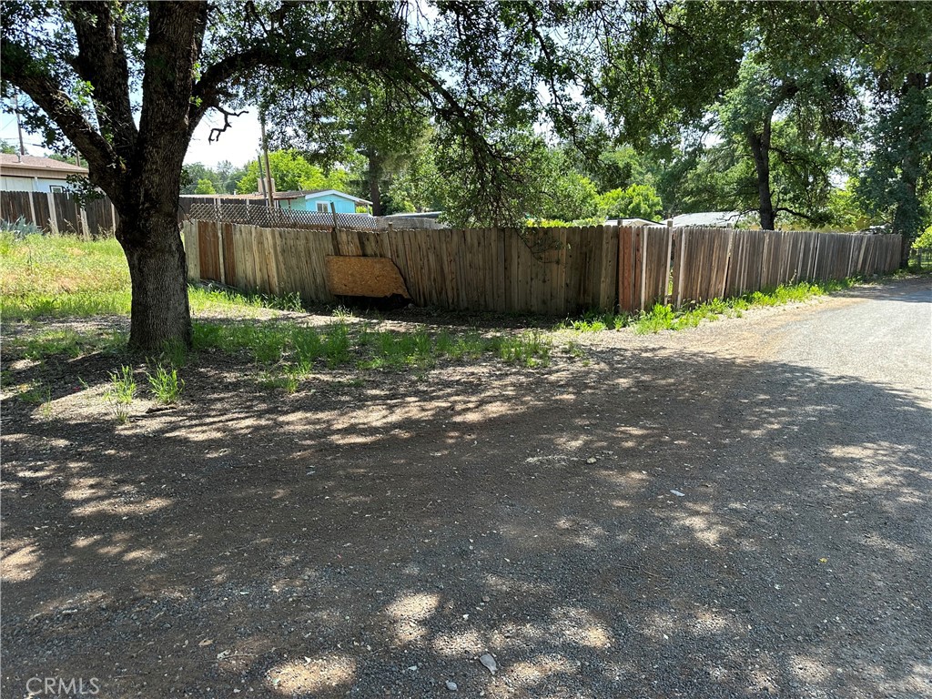 15225 Highland Avenue