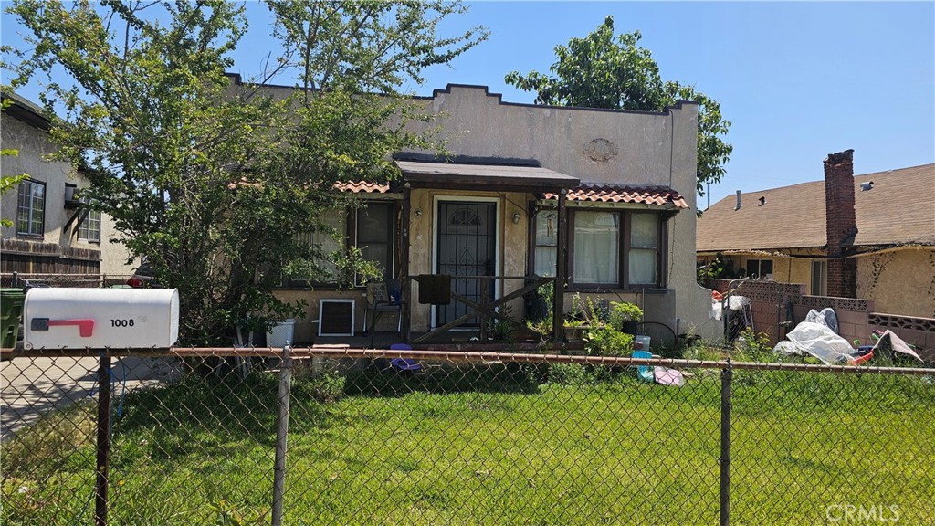 1006 S Concord