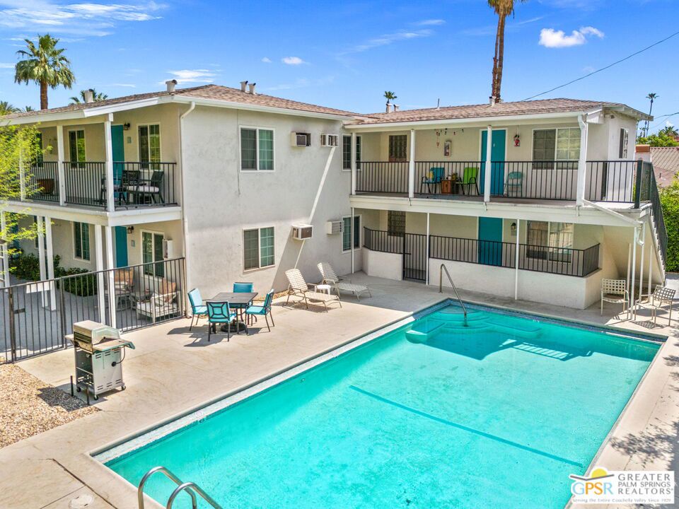 1674 S Via Salida 6