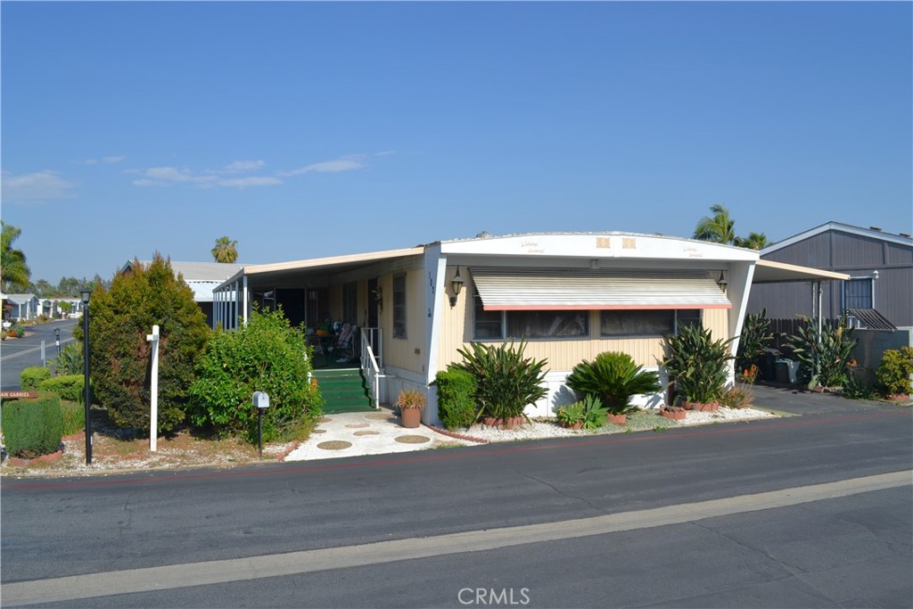 1630 S Barranca Avenue 102