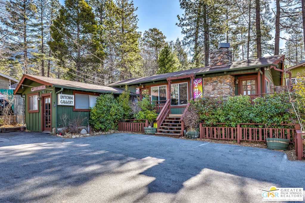 54585 N Circle Drive